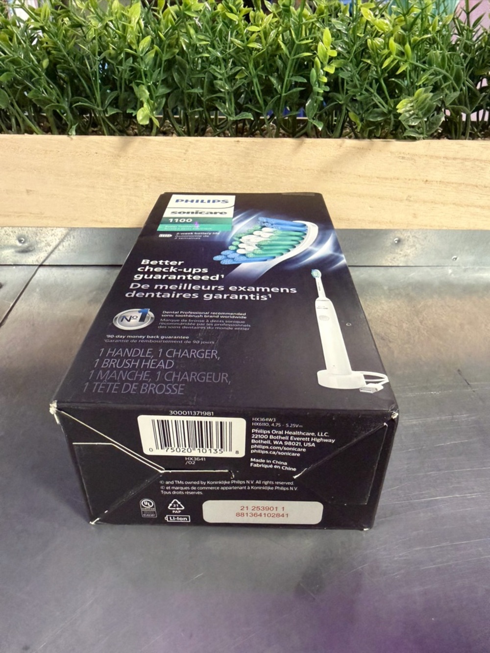 Philips Sonicare 1100 White Electric Toothbrush – NEW - Picture 7 of 9